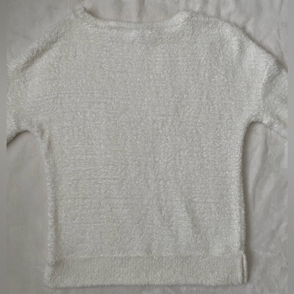 ⭐️ Stars Above Ivory Fuzzy Sweater XS - Picture 5 of 10
